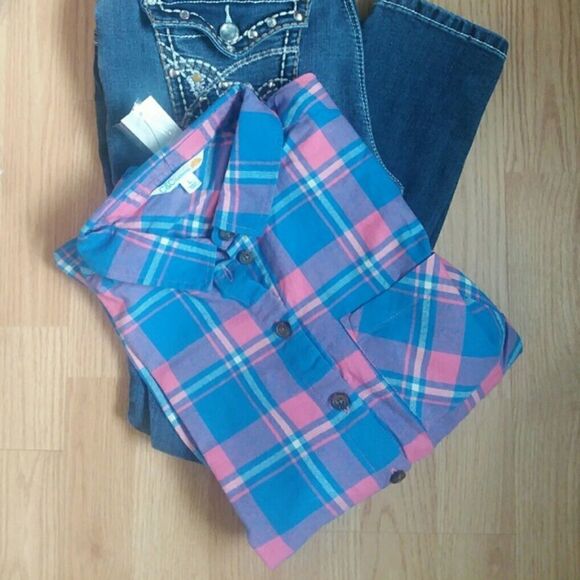 NWT C&C California Blue Flannel Button Down - Small - Picture 7 of 8